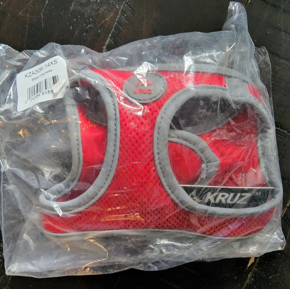 NWT Kruz Reflective Dual Layered  Mesh Dog Harness Limited Edition Red Size XS